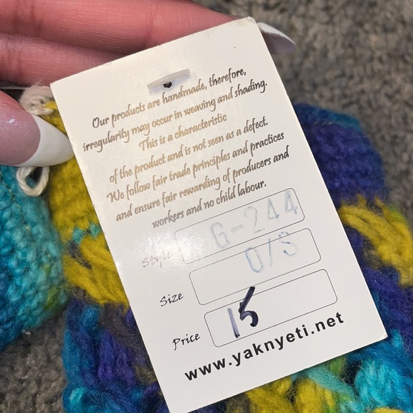 Yak & Yeti gloves - Picture 4 of 4
